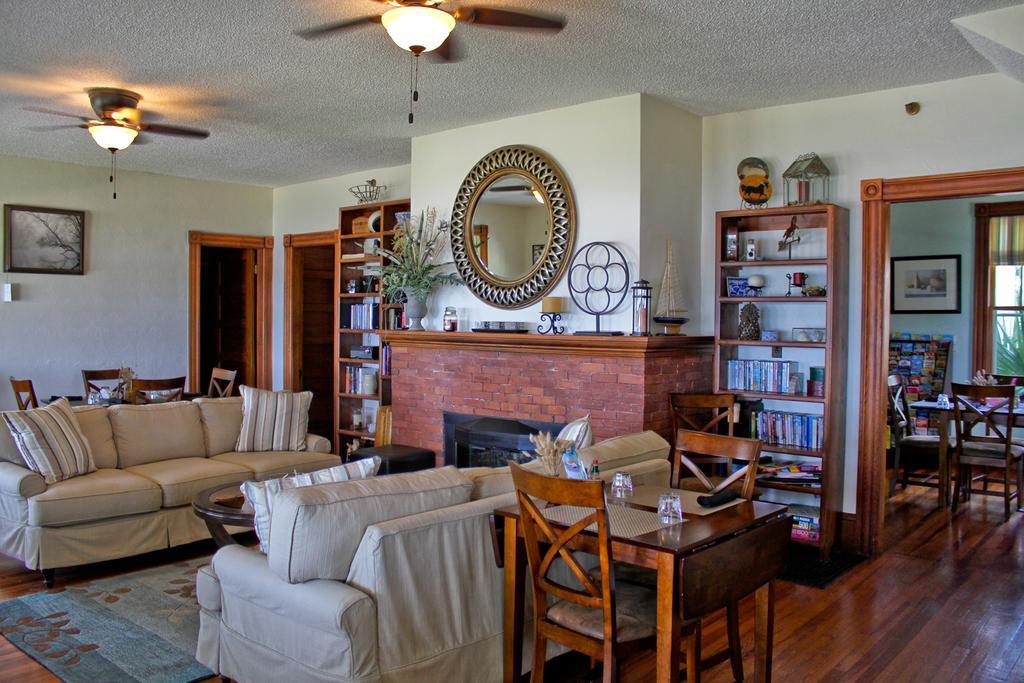 نيو سميرنا بيتش Night Swan Intracoastal Bed & Breakfast المظهر الخارجي الصورة