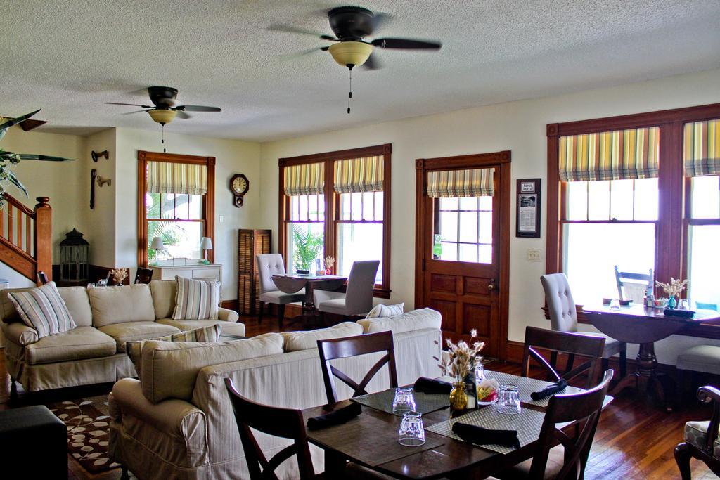 نيو سميرنا بيتش Night Swan Intracoastal Bed & Breakfast المظهر الخارجي الصورة