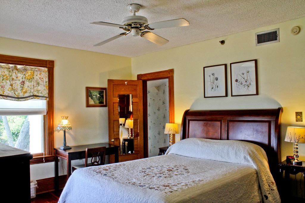 نيو سميرنا بيتش Night Swan Intracoastal Bed & Breakfast المظهر الخارجي الصورة