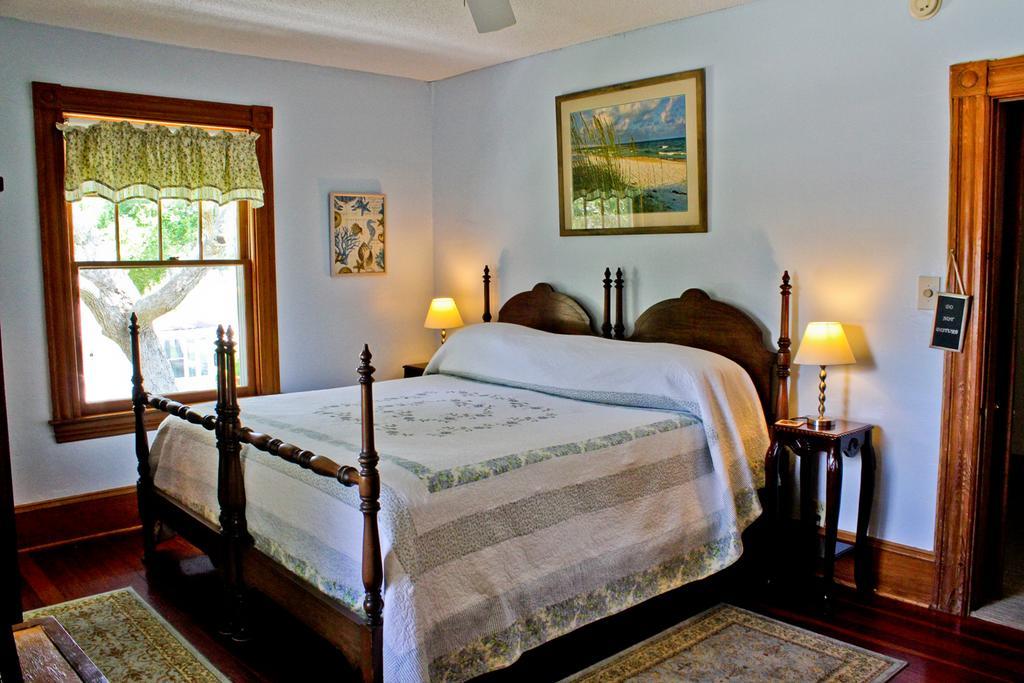 نيو سميرنا بيتش Night Swan Intracoastal Bed & Breakfast المظهر الخارجي الصورة