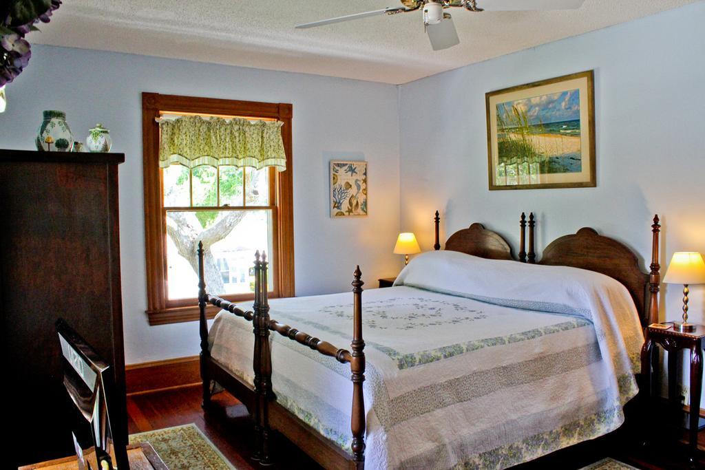 نيو سميرنا بيتش Night Swan Intracoastal Bed & Breakfast المظهر الخارجي الصورة