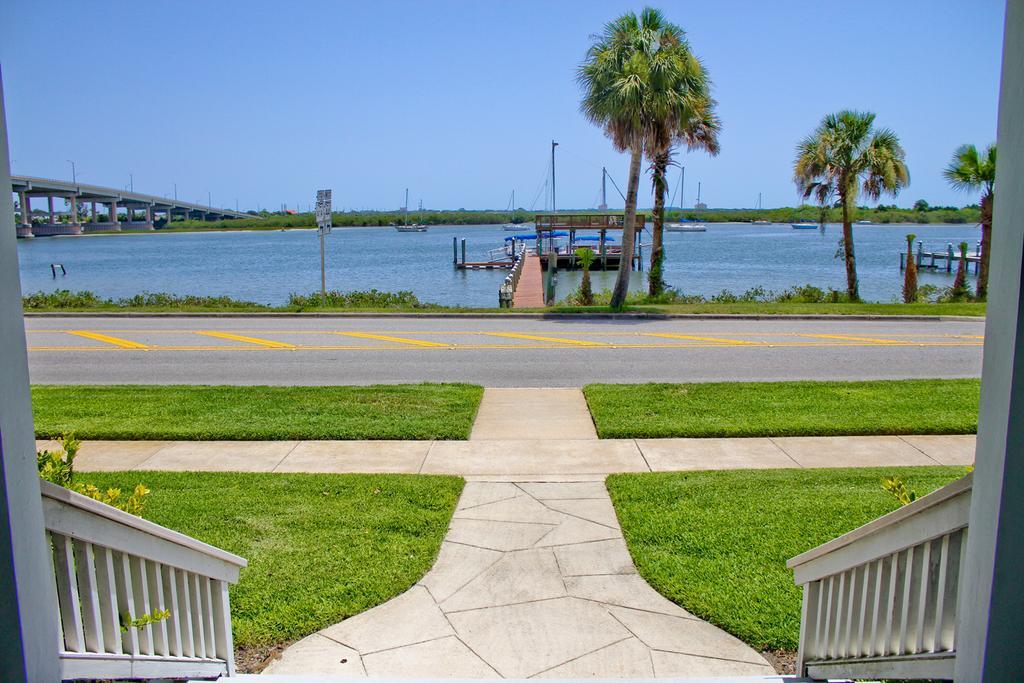 نيو سميرنا بيتش Night Swan Intracoastal Bed & Breakfast المظهر الخارجي الصورة