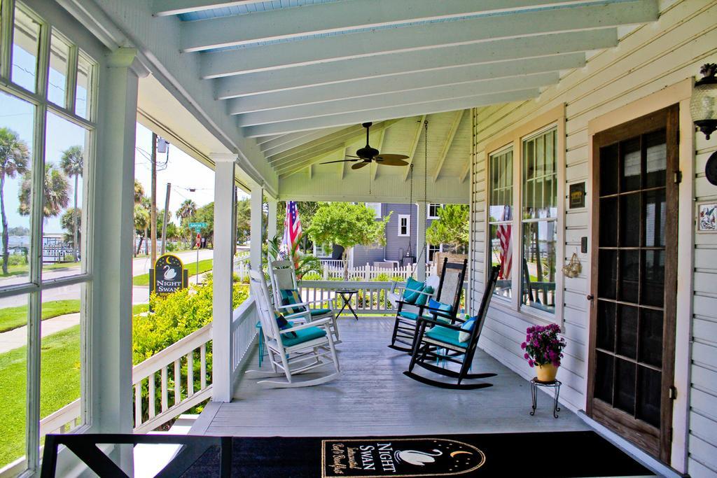 نيو سميرنا بيتش Night Swan Intracoastal Bed & Breakfast المظهر الخارجي الصورة