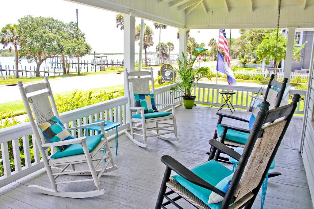 نيو سميرنا بيتش Night Swan Intracoastal Bed & Breakfast المظهر الخارجي الصورة