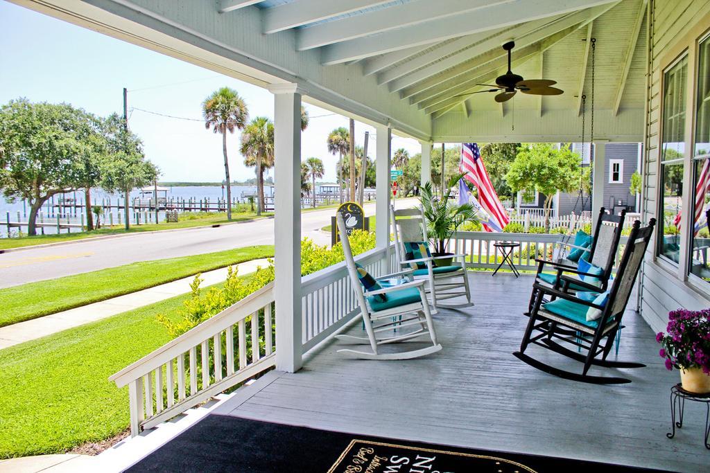 نيو سميرنا بيتش Night Swan Intracoastal Bed & Breakfast المظهر الخارجي الصورة