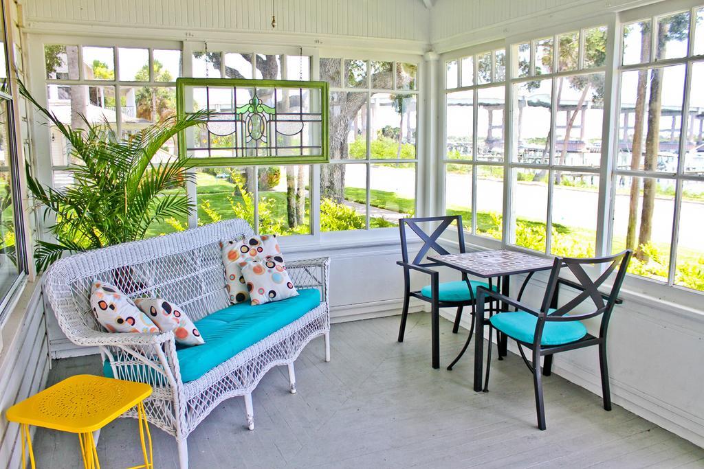 نيو سميرنا بيتش Night Swan Intracoastal Bed & Breakfast المظهر الخارجي الصورة