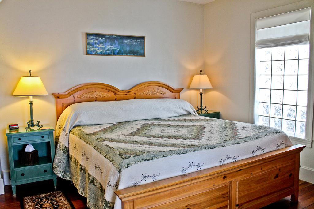 نيو سميرنا بيتش Night Swan Intracoastal Bed & Breakfast المظهر الخارجي الصورة