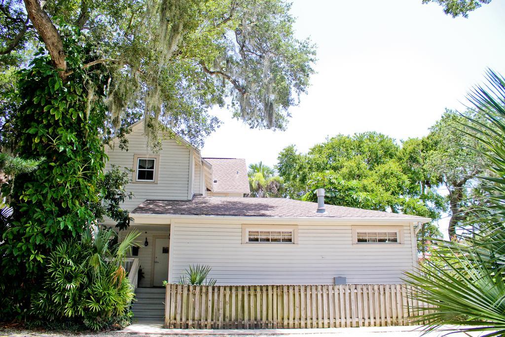 نيو سميرنا بيتش Night Swan Intracoastal Bed & Breakfast المظهر الخارجي الصورة
