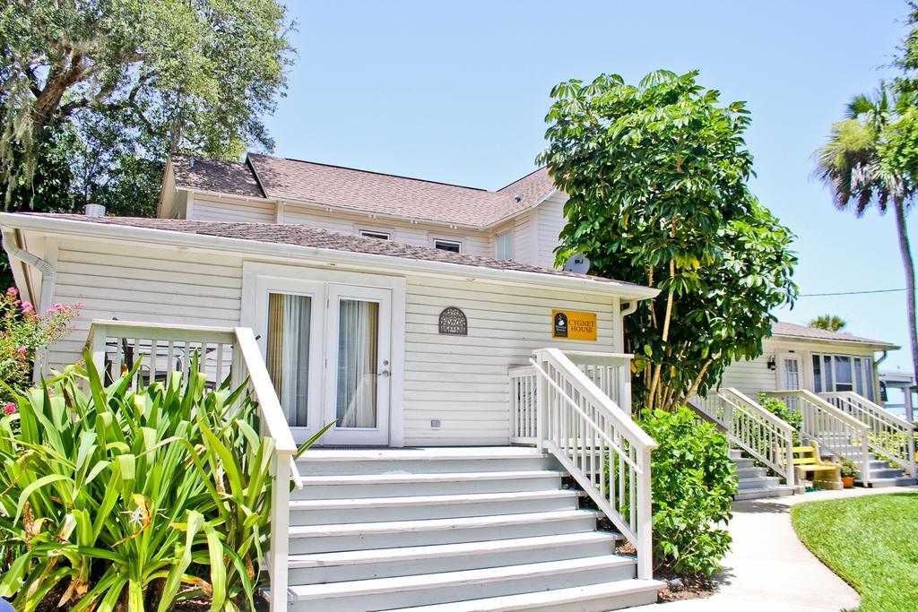 نيو سميرنا بيتش Night Swan Intracoastal Bed & Breakfast المظهر الخارجي الصورة