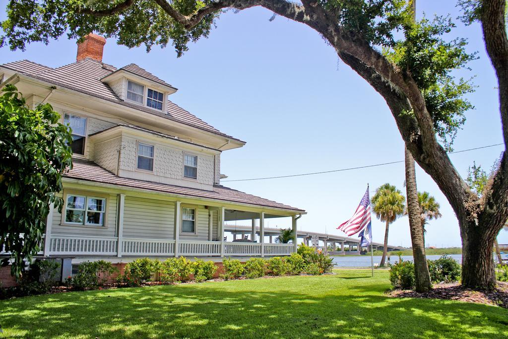 نيو سميرنا بيتش Night Swan Intracoastal Bed & Breakfast المظهر الخارجي الصورة