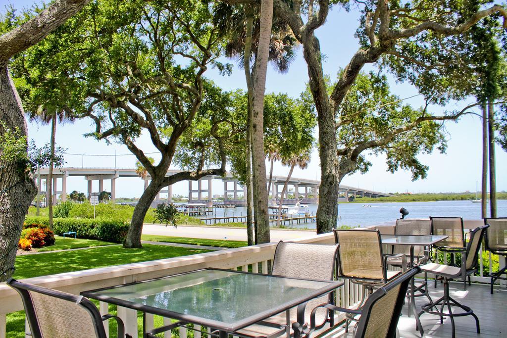 نيو سميرنا بيتش Night Swan Intracoastal Bed & Breakfast المظهر الخارجي الصورة
