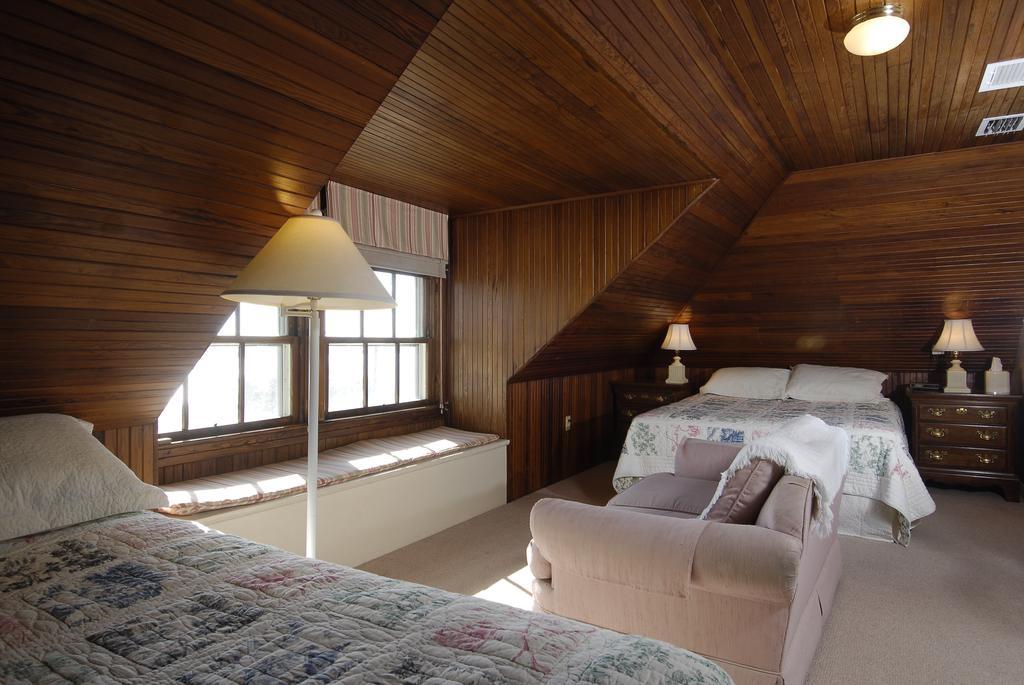 نيو سميرنا بيتش Night Swan Intracoastal Bed & Breakfast المظهر الخارجي الصورة